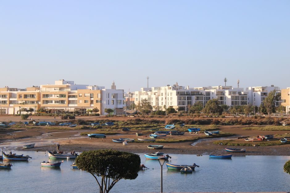 découvrez les enjeux et impacts de la crise des impayés en copropriété au maroc. analyse des causes, des conséquences sur la gestion des immeubles et des solutions pour y remédier.