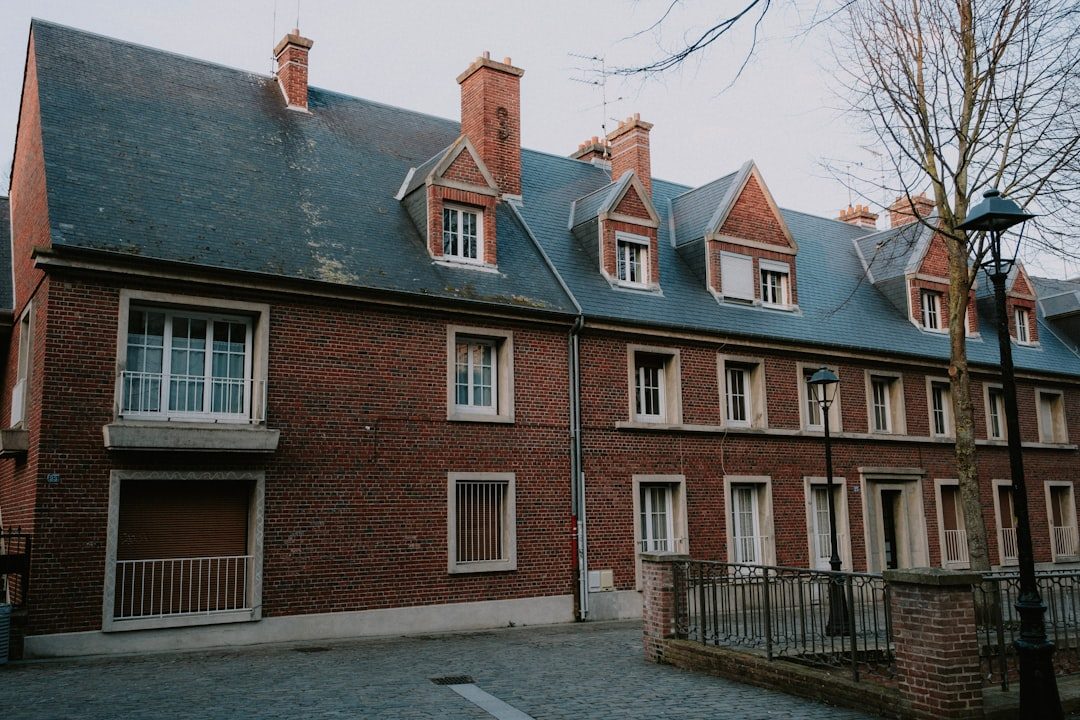 découvrez notre nouveau projet de loi visant à accélérer la revitalisation des logements vétustes. une initiative essentielle pour améliorer les conditions de vie et redynamiser nos quartiers en crise. ensemble, construisons un avenir meilleur!