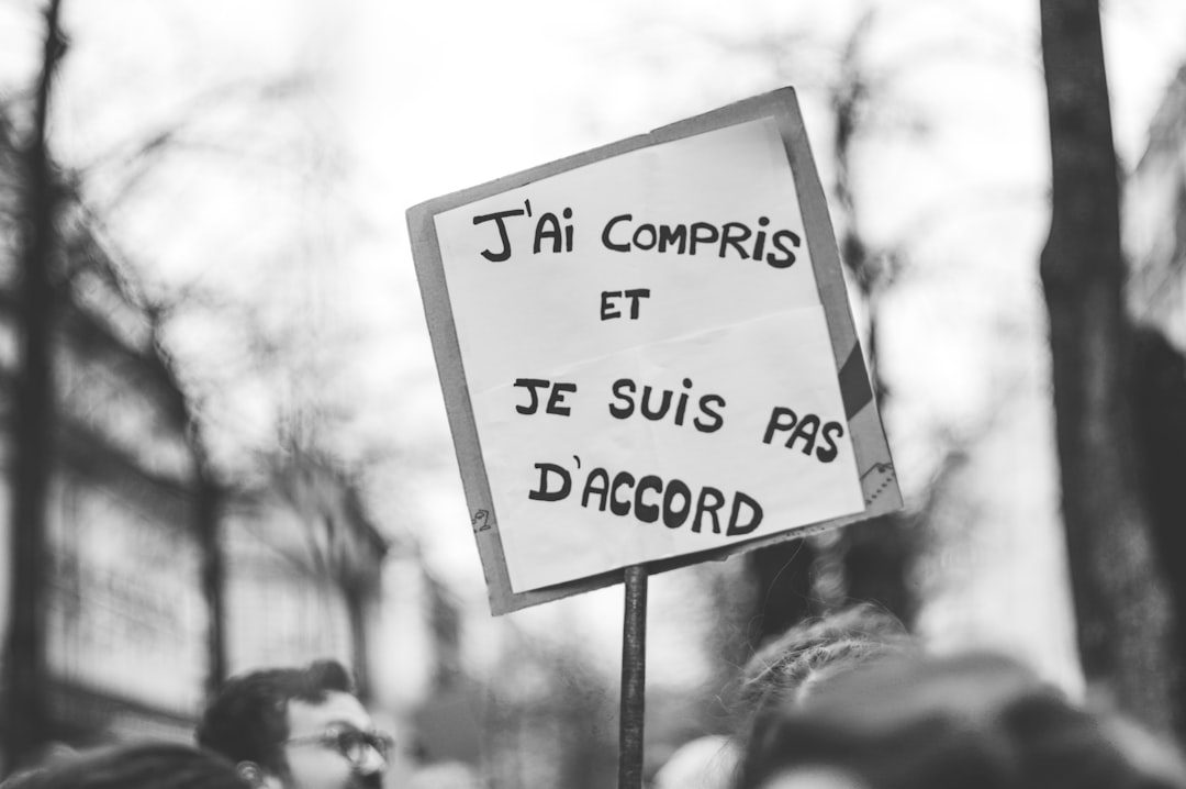 découvrez tout ce qu'il faut savoir sur le droit de préemption des copropriétaires en copropriété. informez-vous sur les enjeux, les procédures et les implications juridiques de ce droit essentiel pour protéger vos intérêts immobiliers.