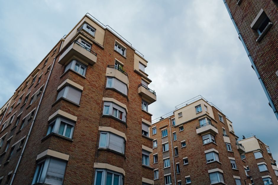 découvrez les tensions entre foncia et certaines copropriétés, mettant en lumière les défis et la non-rentabilité croissante de l'activité syndicale dans le secteur immobilier. une analyse approfondie des enjeux actuels.