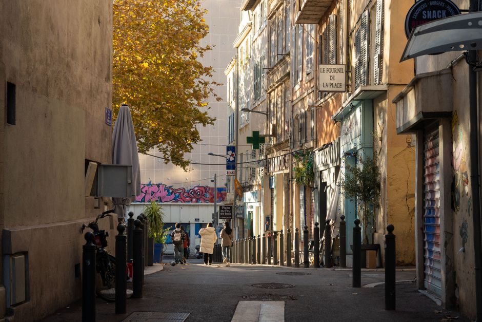 découvrez comment marseille habitat innove avec un syndic nouvelle génération, spécialement conçu pour accompagner et soutenir les copropriétés en difficulté à marseille. solutions sur-mesure et engagement solidaire au service des copropriétaires.