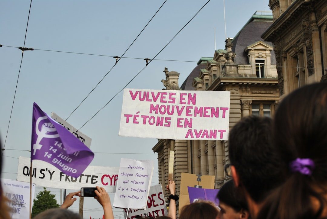 découvrez comment un extranet syndic peut améliorer la communication, renforcer la visibilité et accroître la valeur perçue auprès des copropriétaires, pour une gestion transparente et efficace.