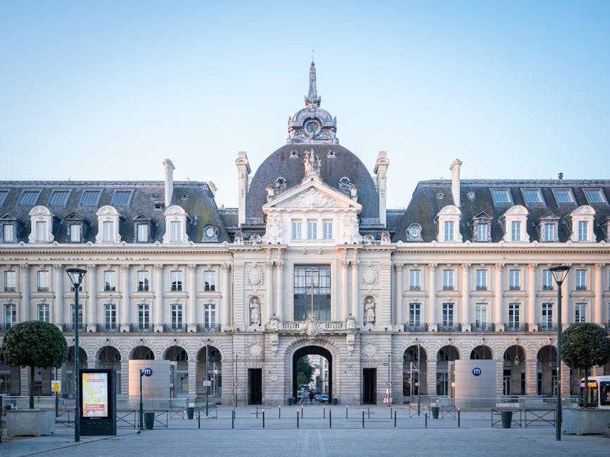 nexity annonce la vente de ses activités d’administration de biens à bridgepoint pour un montant de 440 millions d'euros, renforçant ainsi sa stratégie de croissance.