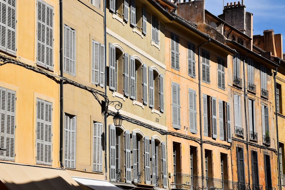 découvrez le bilan financier des copropriétés à aix-en-provence et marseille présenté par l’adil 13, avec une analyse détaillée des budgets et des dépenses.