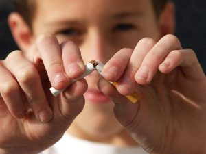 featured tabac et vie en copropriete vers une interdiction de fumer